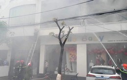Dập tắt vụ cháy lớn tại cửa hàng đúng ngày "vía Thần tài"