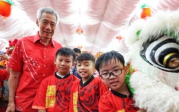 Thủ tướng Singapore kêu gọi các cặp vợ chồng trẻ có thêm một “chú rồng nhỏ”