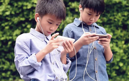 Bộ não của trẻ nghiện điện thoại và trẻ không dùng điện thoại có điểm khác biệt rất lớn: Nghiên cứu của ĐH Harvard chỉ ra điều nhất định phải lưu ý
