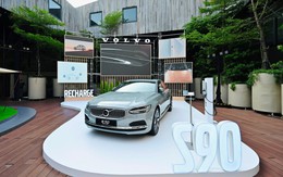 Volvo ra mắt S90 Recharge tại Việt Nam, mẫu ô tô "uống xăng” ít hơn cả xe máy, giá gần 3 tỷ đồng