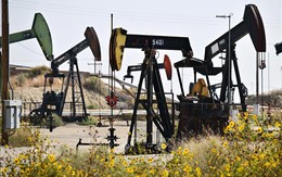 Giá dầu thế giới tăng tháng thứ ba liên tiếp