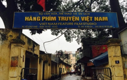 Tạm hoãn xuất cảnh với Chủ tịch Hãng phim truyện Việt Nam