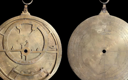 Phát hiện gây "choáng" từ báu vật thiên văn 1.000 tuổi