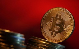 Bitcoin lao dốc chóng mặt