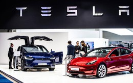 Tesla có thể phải nhường lại ngôi vị hãng ô tô giá trị nhất thế giới cho "ông già" tới từ Nhật Bản nếu điều này xảy ra