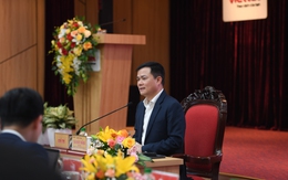 Từ câu hỏi khó của kiều bào dành cho Thủ tướng Phạm Minh Chính, Chủ tịch Tập đoàn Viettel nhắc nhở CBNV: 'Chúng ta hãy cứ là những người tử tế trước, cho đi trước'