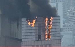 Nếu có hỏa hoạn ở tòa nhà cao tầng, nên chạy lên hay chạy xuống để thoát hiểm?