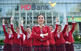 Sáng nay 26/4 có 4 ngân hàng cùng tổ chức Đại hội cổ đông: HDBank chia cổ tức cao, Sacombank dự kiến đón gần 2.000 cổ đông