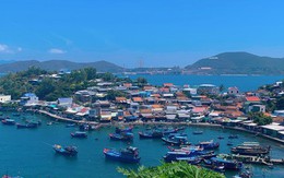 Cuộc sống ít người biết ở hòn đảo du lịch hoang sơ giữa lòng Nha Trang