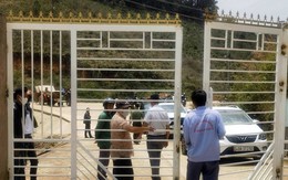 Tin mới nhất vụ chui rào đến trường ở Lâm Đồng