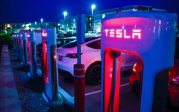 Tesla sa thải toàn bộ nhân viên mảng sạc xe điện hứa hẹn là 'mỏ vàng' tương lai, cả làng ô tô 'đứng hình'