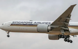 Máy bay Singapore Airlines chở 229 người trên độ cao 11.200 m đột ngột chao đảo, hành khách bị hất tung, hạ cánh khẩn cấp, 1 người thiệt mạng