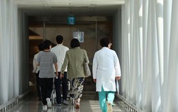 Các bác sĩ đình công 3 tháng, tìm phòng cấp cứu ở Hàn Quốc khó hơn bao giờ hết