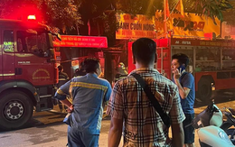 Hà Nội: Cháy nhà dân giữa đêm khuya trên phố Lương Định Của