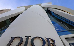 Dior gây chấn động: Mua túi 1,4 triệu đồng, bán tới gần 70 triệu đồng