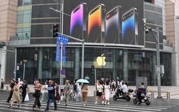 Hết thời Apple nhận đặc quyền tại Trung Quốc: Người dân yêu nước chỉ mua điện thoại Huawei, chuỗi cung ứng tạo ra 5 triệu việc làm nguy cơ đi vào dĩ vãng