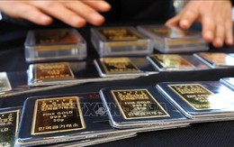 Nhộn nhịp hoạt động mua vàng qua máy bán tự động tại Hàn Quốc