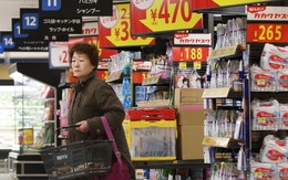 Nghịch lý "cơm hộp" ở nền kinh tế lớn nhất nhì châu Á: Lương tăng 'ầm ầm' nhưng người dân 'chẳng thèm' tiêu tiền, Nhật Bản sẽ trở nên 'già nua' và mất dần sức ảnh hưởng?