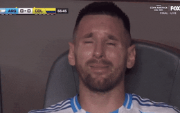 Nóng: Xót xa khoảnh khắc Messi khóc nức nở rời sân vì chấn thương ở chung kết Copa America