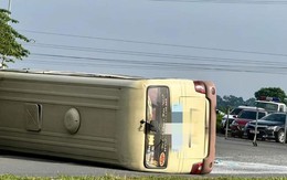 Tai nạn xe tải và xe khách ở Vĩnh Phúc: 18 người nhập viện