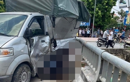 Huy động xe cẩu trong vụ tai nạn nghiêm trọng ở Hà Nội, 4 người tử vong