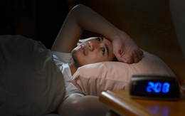 Sau 50 tuổi, nam giới nên ngủ mấy tiếng một ngày để tốt cho sức khỏe và sống thọ? - 8 tiếng chưa chắc đúng