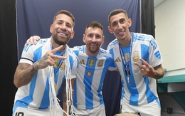 Messi chơi lớn, vung tiền tặng quà "độc" cho tất cả đồng đội