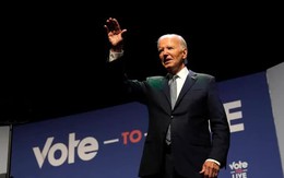 Nhiều thành viên đảng Dân chủ công khai kêu gọi ông Biden kết thúc chiến dịch tranh cử