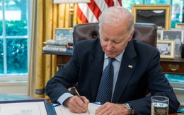 Tổng thống Mỹ Biden tuyên bố dừng tranh cử, ủng hộ bà Harris