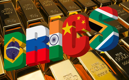 Chuyên gia: BRICS đã đẩy giá vàng tăng vượt đỉnh, các quốc gia chủ chốt mạnh tay 'gom vàng' để đẩy nhanh tiến độ phi đô la hoá