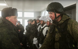 TASS: Nga bắt khẩn cấp Đại tá chỉ huy Lữ đoàn tấn công đường không tham chiến ở Ukraine