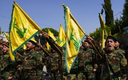 Hezbollah phát động tấn công lớn, nã 200 quả rocket vào Israel: Tiếng nổ siêu thanh "chấn động" Beirut