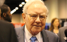 Chi hơn 9 tỷ USD trong 1 năm để mua cổ phiếu được yêu thích nhất nhưng Warren Buffett đột ngột 'mất hứng': Huyền thoại đầu tư đang 'toan tính' gì?