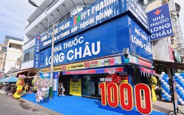 Long Châu tiếp đà “bùng nổ”: Doanh thu 6T hơn 11.500 tỷ, lợi nhuận vượt loạt 'ông lớn' ngành dược như Traphaco, Bidiphar trong khi đối thủ chính lỗ tiếp cả trăm tỷ