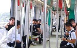 Metro Nhổn - ga Hà Nội chở khách miễn phí