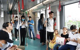 Ngày đầu vận hành metro Nhổn - ga Hà Nội: 1,4 vạn khách đi tàu