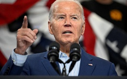 Tổng thống Biden "đang giải quyết" vấn đề quan trọng cho Ukraine