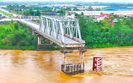 Thủ tướng Chính phủ yêu cầu khẩn trương nghiên cứu đầu tư xây dựng cầu Phong Châu (Phú Thọ) mới