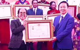 Một nam nghệ sĩ được phong NSƯT ở tuổi 65: “Tôi đã đắc đạo”