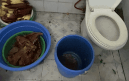 Kinh hãi quán bún bò siêu bẩn ở Hà Nội: Dùng WC làm kho chứa nguyên liệu, thịt bò nhơm nhớp như... "mưng mủ" Kinh hãi quán bún bò siêu bẩn ở Hà Nội: Dùng WC làm kho chứa nguyên liệu, thịt bò nhơm nhớp như... "mưng mủ"