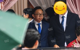 Anh chồng kín tiếng của Á hậu Phương Nhi xuất hiện trong đám hỏi, phong thái đúng chất “cậu cả” của tỷ phú giàu nhất Việt Nam
