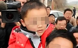 Bị bắt cóc, nhà cái 789bet bé 5 tuổi nhanh trí hô to 1 câu khiến kẻ buôn người "vắt chân lên cổ" bỏ trốn!