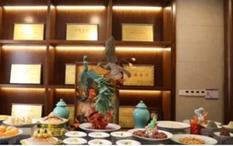 Lượng đặt chỗ bữa cơm tất niên tại nhà hàng ở Trung Quốc tăng vọt