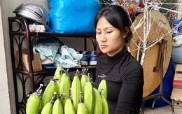 Chợ 789bet lừa đảo ngày 26 tháng Chạp: Gần triệu đồng một nải chuối xanh, khách vẫn xuống tiền