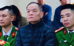 Ông Lê Thanh Vân khai do doanh nghiệp 'dúi phong bì', không đòi hỏi Ông Lê Thanh Vân khai do doanh nghiệp 'dúi phong bì', không đòi hỏi