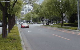 Tặng vợ hẳn Porsche để phông bạt chắc mỗi tổng tài này làm nổi: Đẹp trai tinh tế còn kinh tế, phúc 3 đời mới cưới được