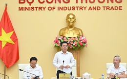 Người tiêu dùng chưa có quyền lựa chọn đơn vị bán điện