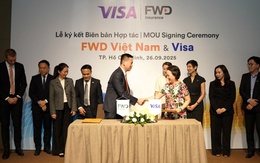 Trả góp phí bảo hiểm an toàn và thông minh nhờ sự kết hợp giữa FWD Việt Nam và Visa