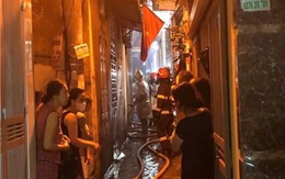 Nóng: Cháy nhà trong ngõ ở Hà Nội khiến cả 5 người tử vong