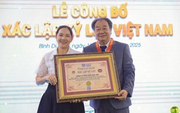 Doanh nhân Nguyễn Văn Phan với dòng ‘Sơn thông minh’ xác lập kỷ lục